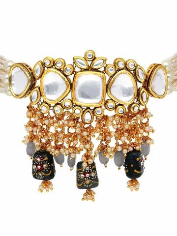 Kundan Choker Necklace Set in Gold finish