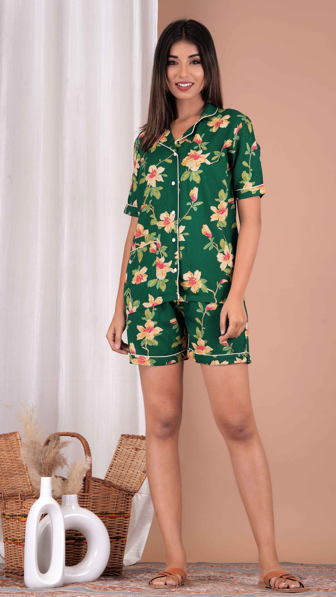 NIGHT SUIT SHORTS GREEN PRINTED