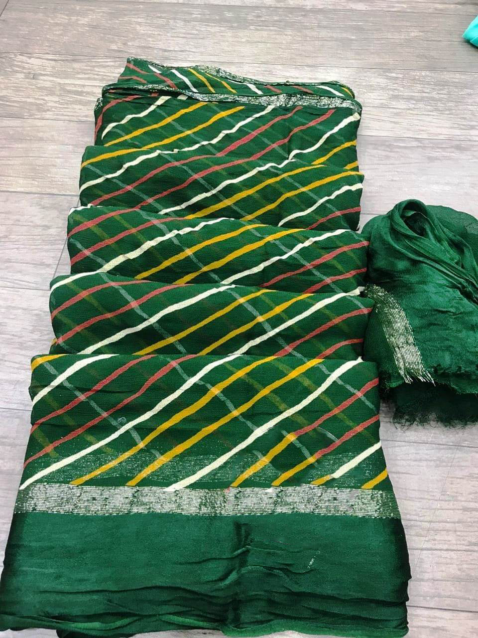 jorhat fabric leheriya satin patti border saree