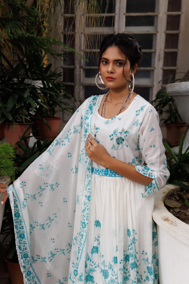 Women's Embroidery Kurta with Pant and Dupatta Set