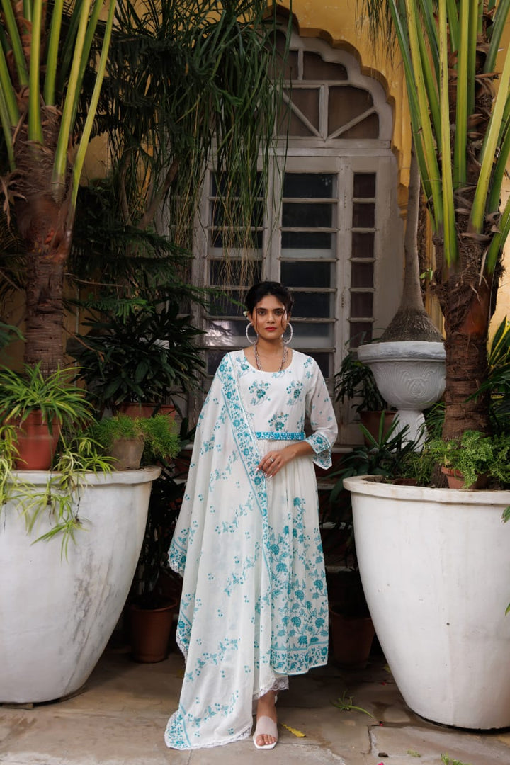 Women's Embroidery Kurta with Pant and Dupatta Set