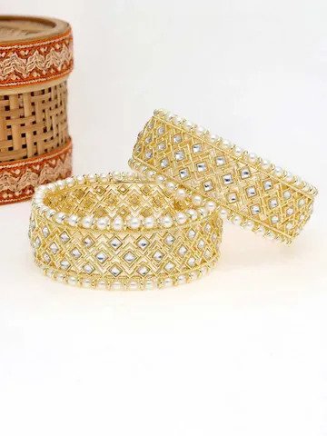 kundan bangles in gold finish