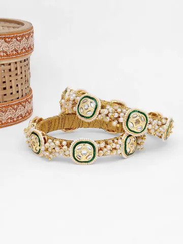 kundan bangle in gold finis