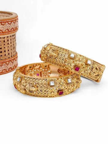 Temple Bangles in Rajwadi finish