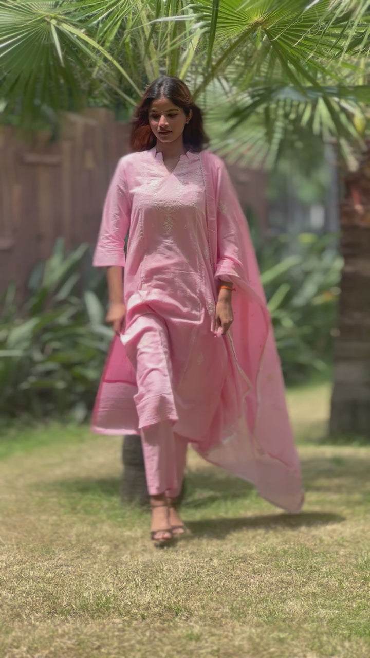 Women Oyster Pink Cotton Kurta, Pant And Dupatta Set